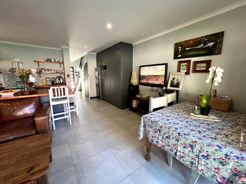 3 Bedroom Property for Sale in De Zoete Inval Western Cape
